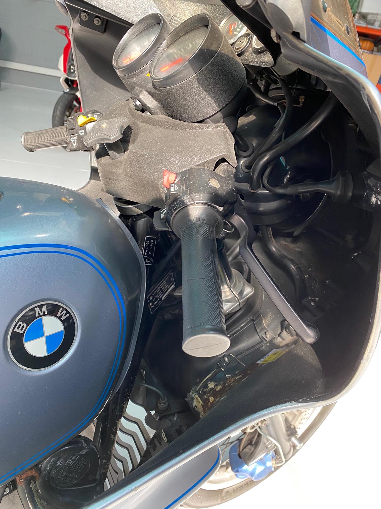 BMW R100RS venta vehículos deportivos clasicos ascari dreams