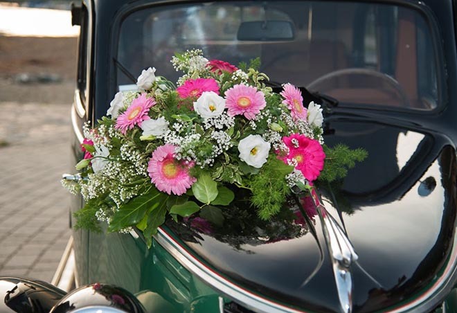 alquiler de vehiculos clasicos y deportivos para bodas