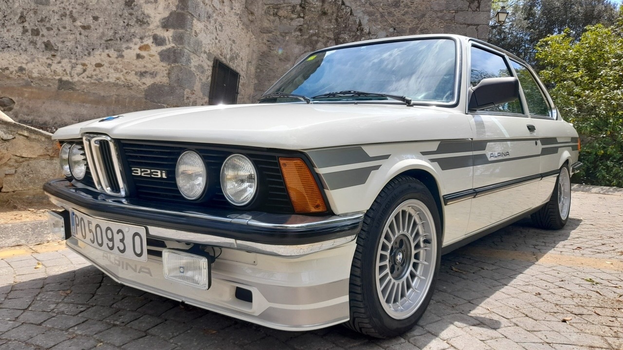 BMW323I